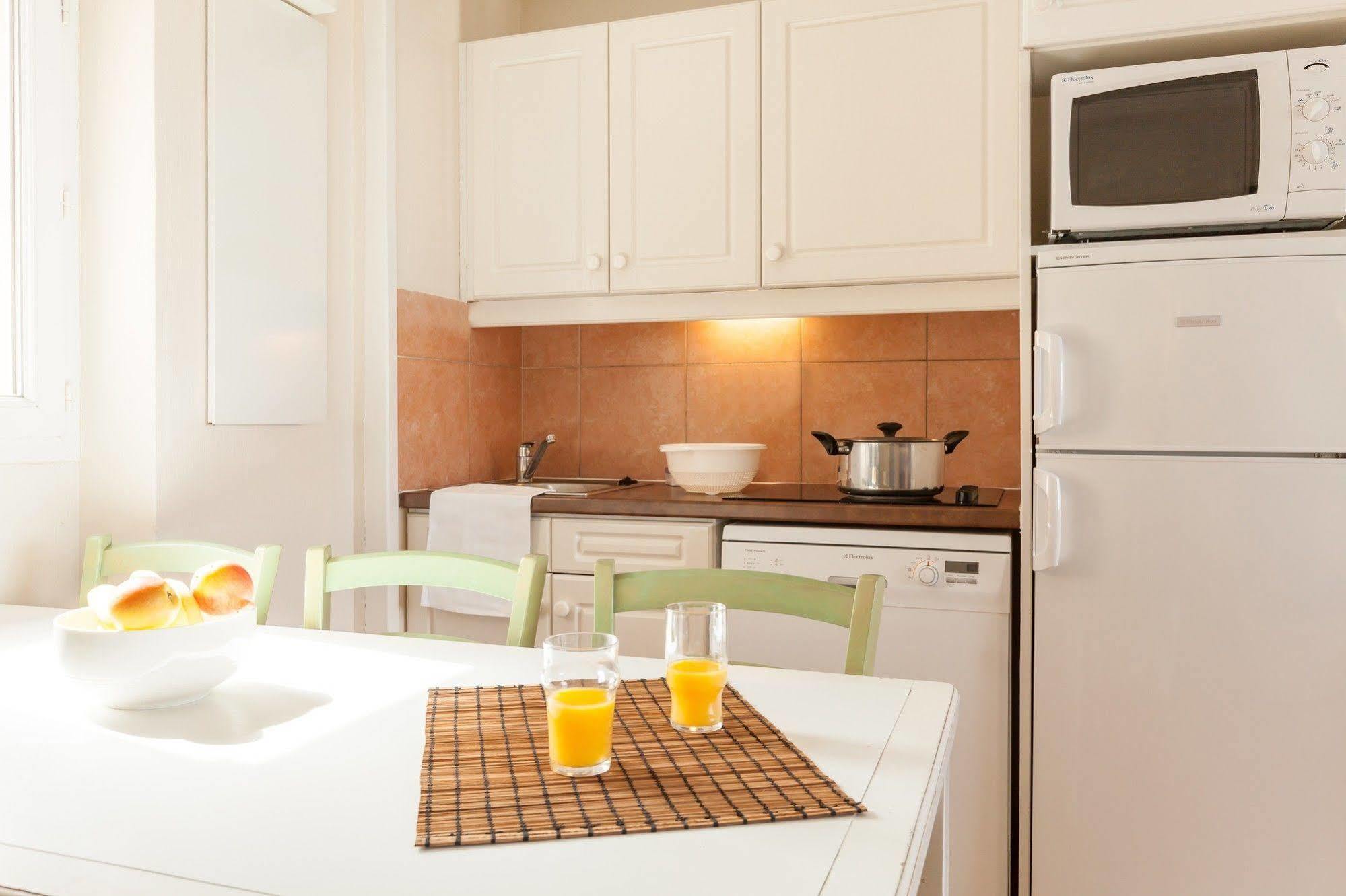 Les Rivages - Appartement Vue Mer Imprenable-Piscine Six-Fours-les-Plages Exterior photo